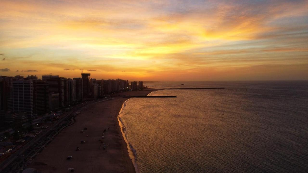 Beira Mar Meireles A Um Passo Do Mar Fortaleza  Exterior foto